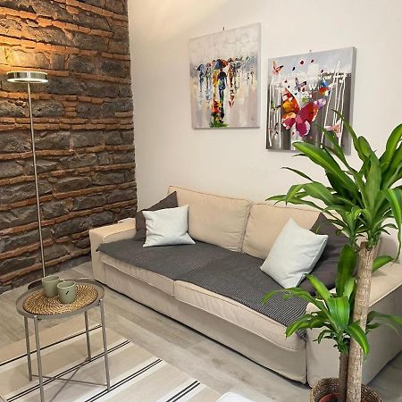 Apartment Alfonzetti-5 Min Walk To Central Train And Bus Station 卡塔尼亚 外观 照片