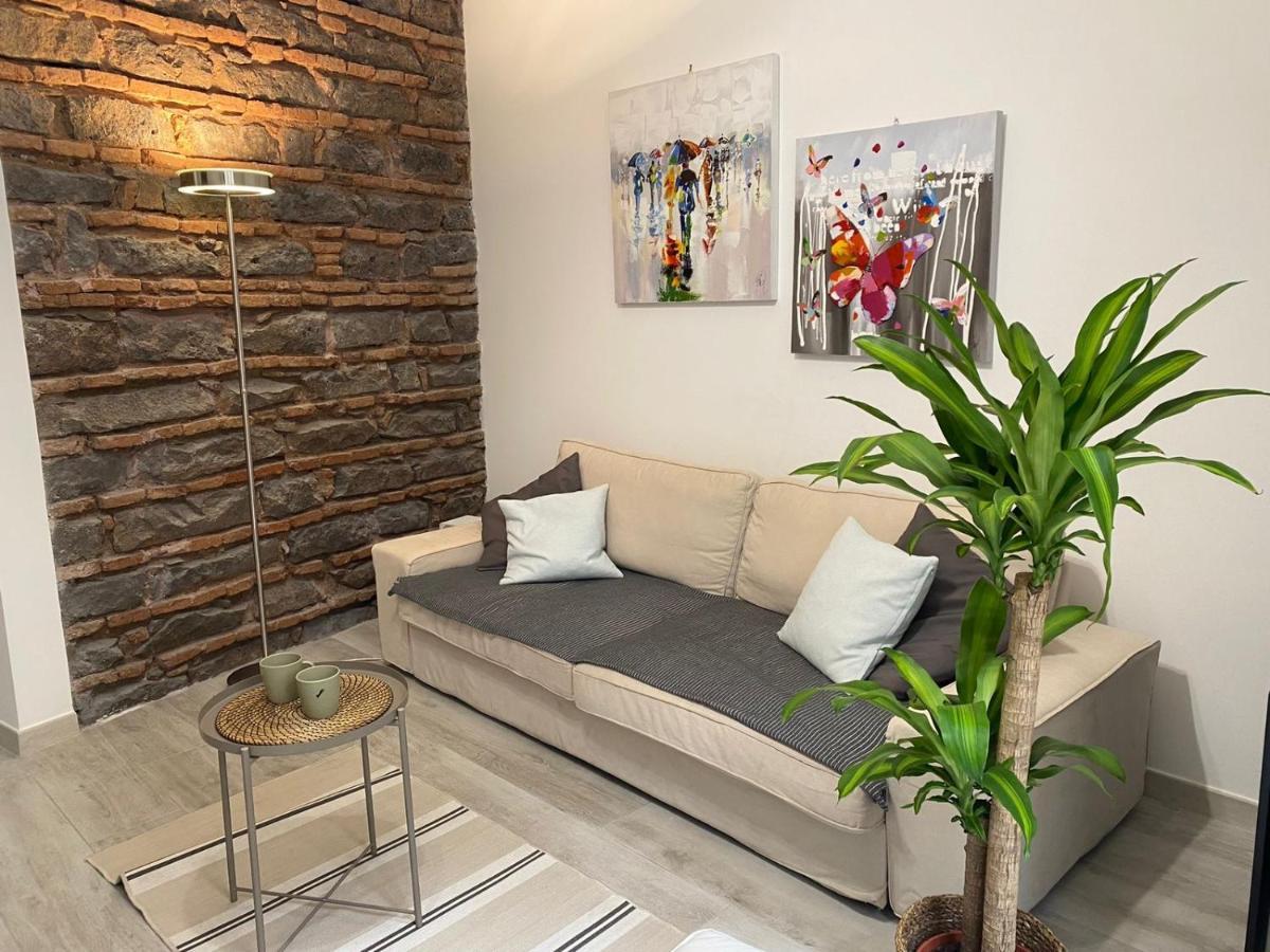 Apartment Alfonzetti-5 Min Walk To Central Train And Bus Station 卡塔尼亚 外观 照片